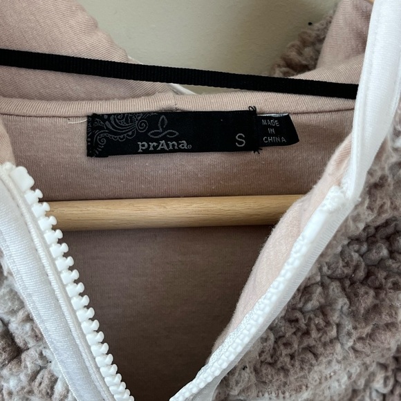 Prana Polar Escape Vest Beige Size Small Sherpa - Picture 3 of 7